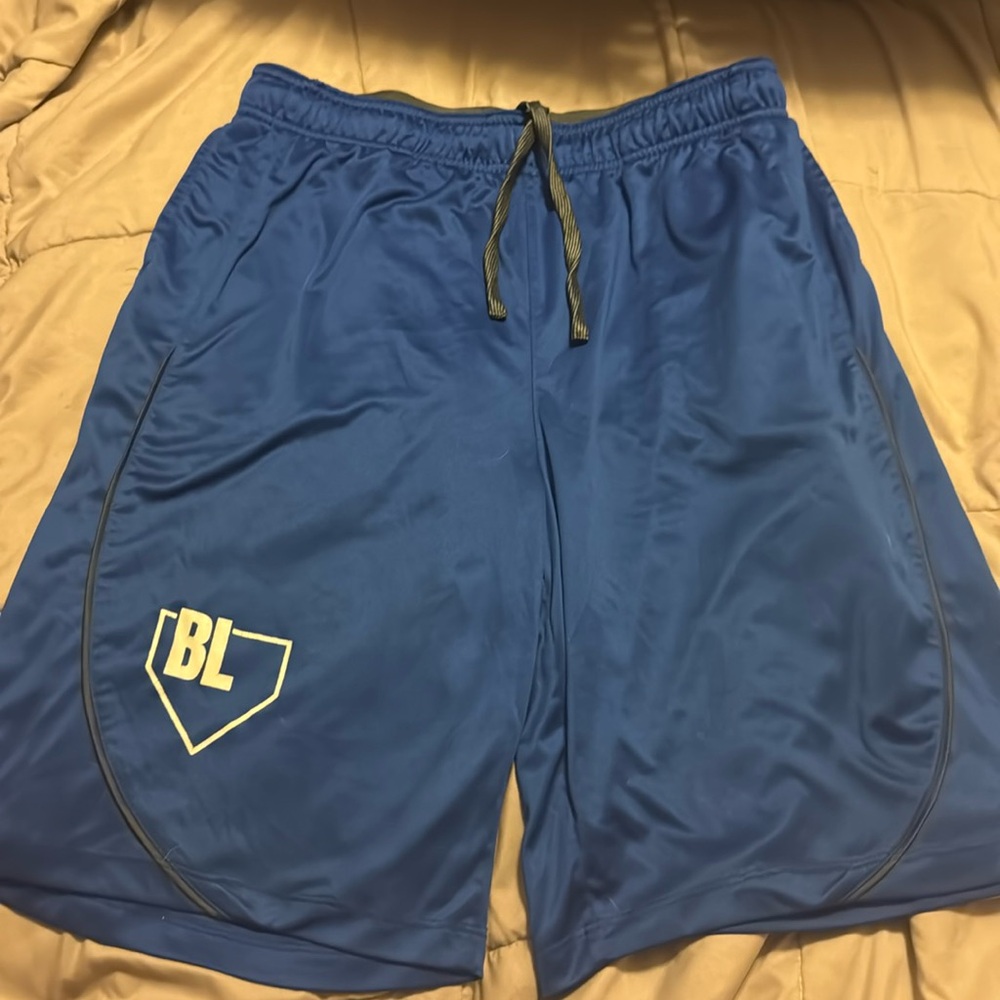 Men’s Evoshield baseball shorts!